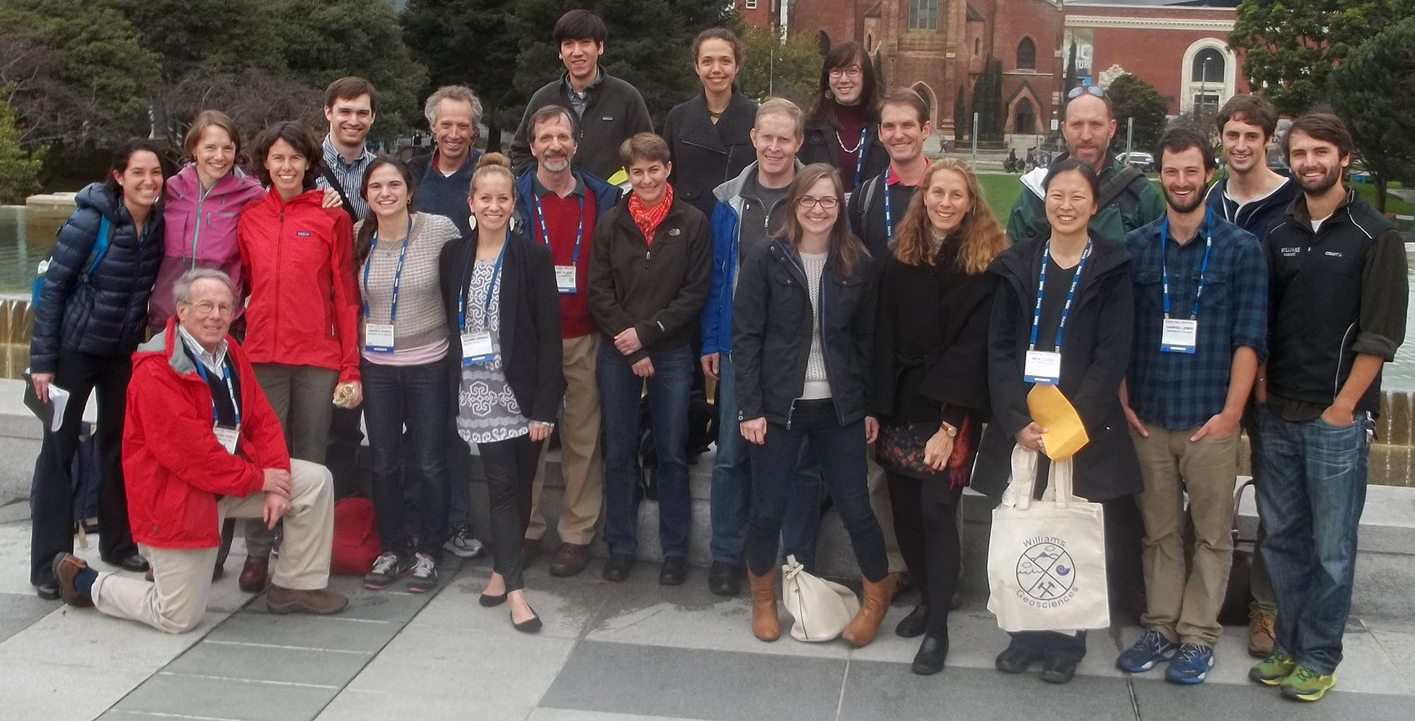 AGU alumni Dec '13 crop